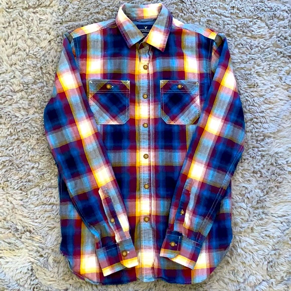 AMERICAN EAGLE PLAID BUTTON DOWN LONG SLEEVE - Picture 1 of 8